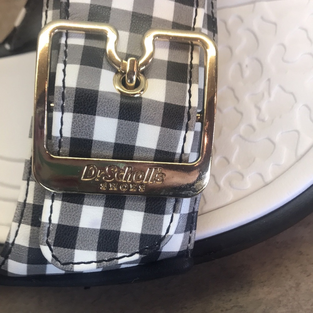 Black and white plaid sandals by Dr. Scholls; size 7M - Picture 3 of 7
